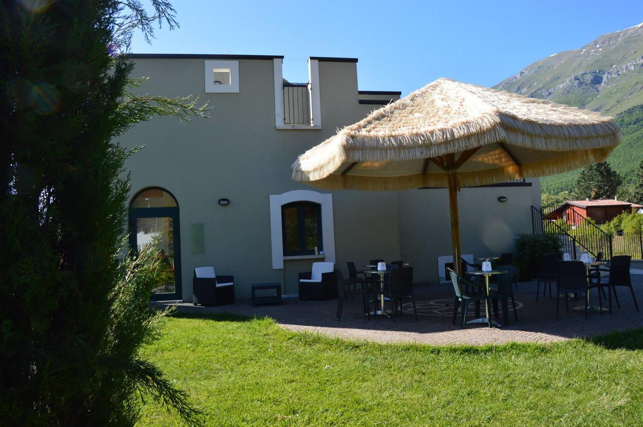 R&B Il Parco Hotel Assergi Exterior photo
